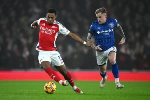 Soi kèo Ipswich Town vs Arsenal