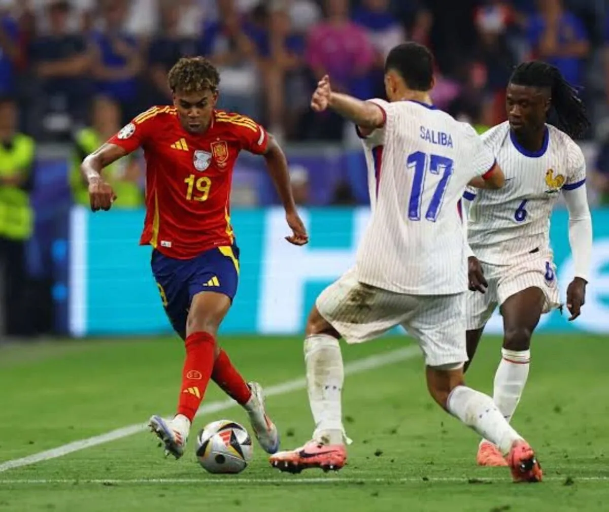 Soi kèo Tây Ban Nha vs Pháp