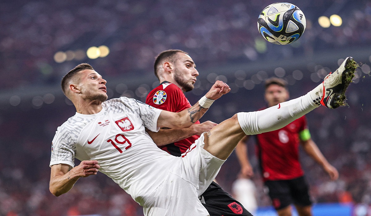 Soi kèo Poland vs Albania với chuyên gia